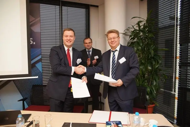 Суд и Международный арбитражный центр МФЦА подписали меморандумы о сотрудничестве с российскими арбитражными институтами