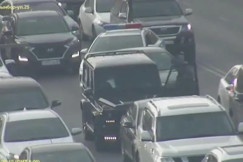 Автомобиль с подложными дипломатическими номерами задержали в Нур-Султане