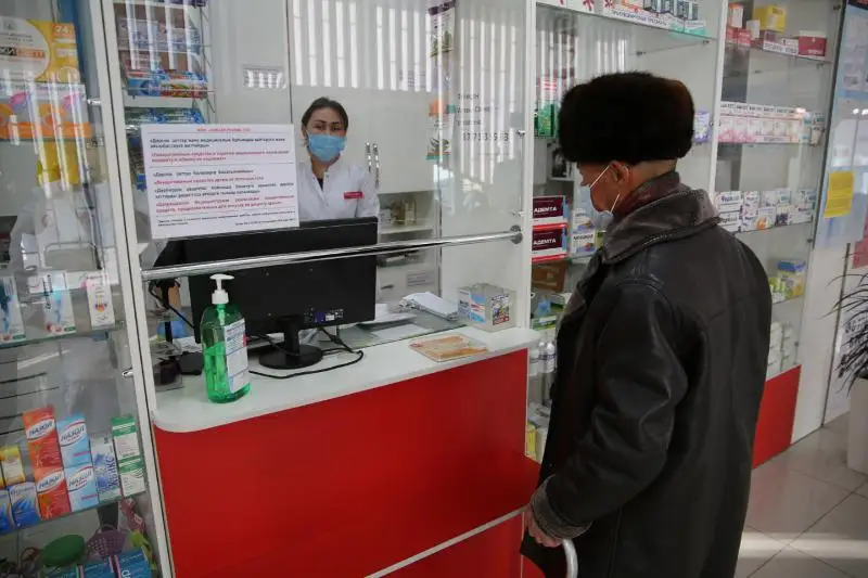 Такой ситуации с лекарствами, как летом, быть не должно - Бердибек Сапарбаев