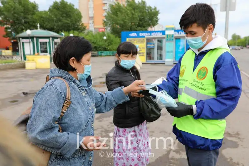 Финансирование волонтеров увеличат в 1,5 раза в Казахстане