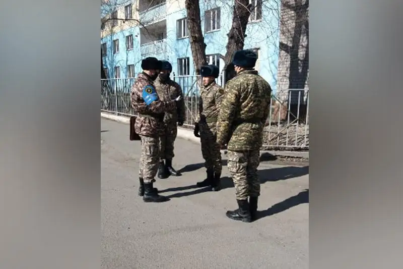 В Семее в патрулировании улиц задействовано 18 групп