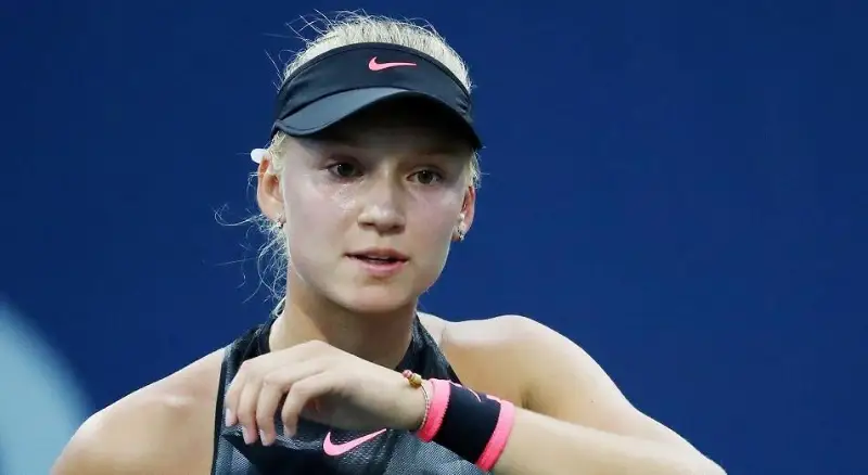 Елена Рыбакина вышла в финал турнира в Санкт-Петербурге