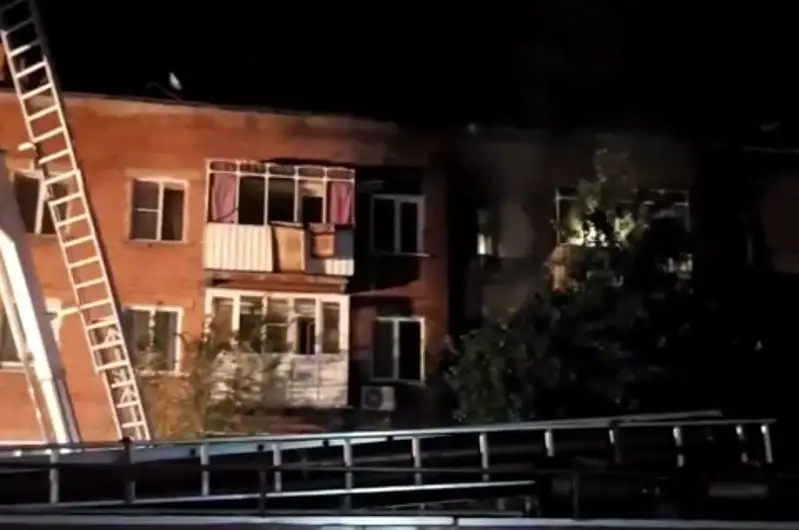 Пожар в Усть-Каменогорске: пять человек спасены и 17 эвакуированы