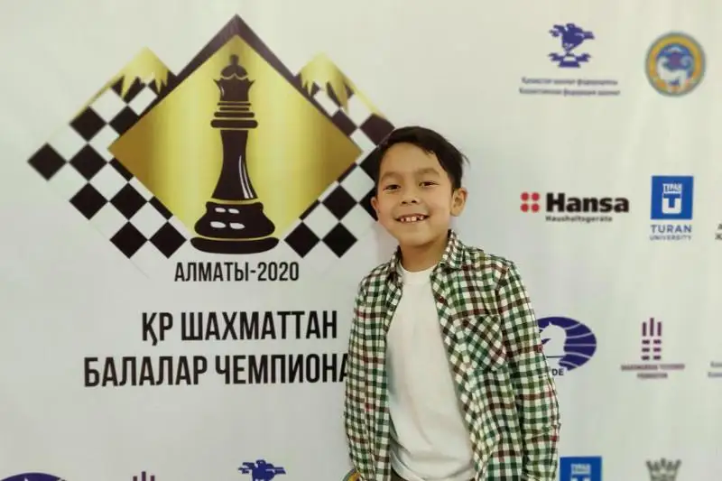Цель - звание гроссмейстера: 8-летний шахматист из Алматы стал кандидатом в мастера спорта