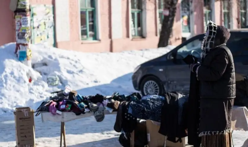 Контролировать уличную торговлю поручил аким СКО