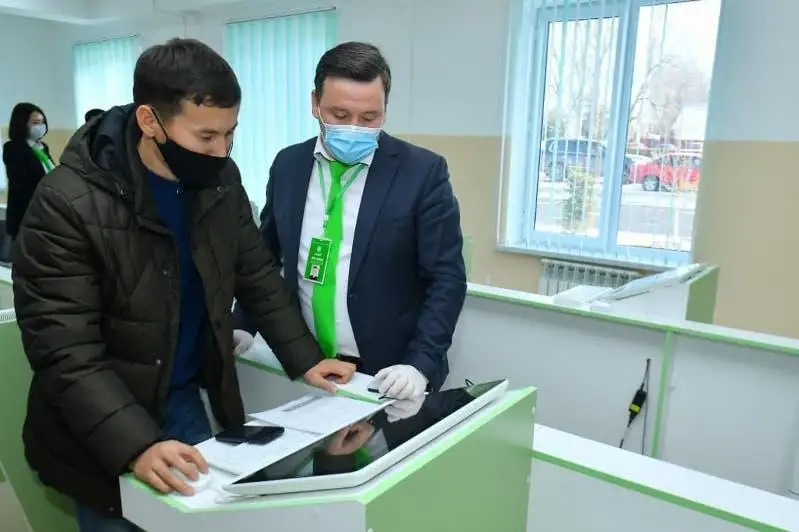 В ЦОНах заработали секторы самообслуживания