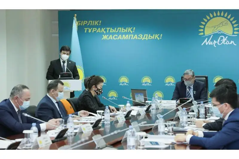 Правовой совет Nur Otan подготовил рекомендации по совершенствованию законодательной поддержки МСБ