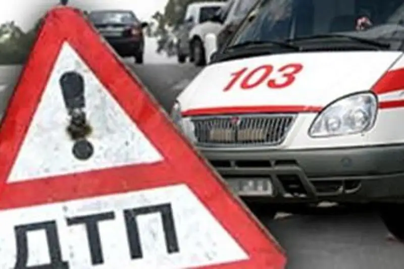 Микроавтобус с журналистами перевернулся в Актюбинской области