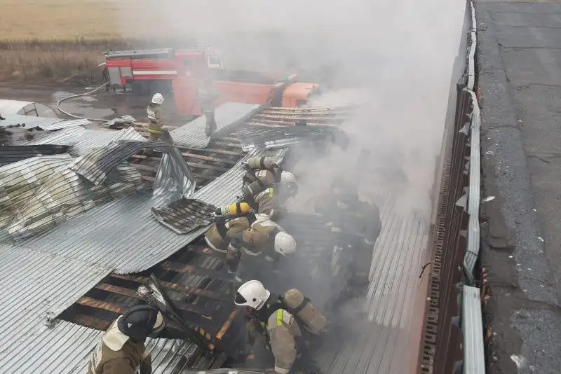 26 человек самоэвакуировались во время пожара в Акмолинской области