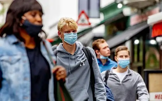 Случаи повторного заражения коронавирусом выявили в Европе