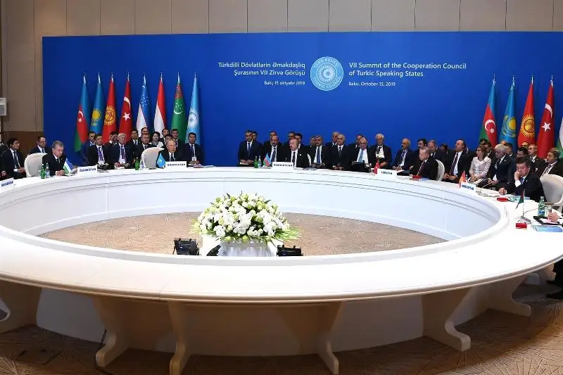 Размещено видео участия Нурсултана Назарбаева на саммите Тюркского совета в Баку