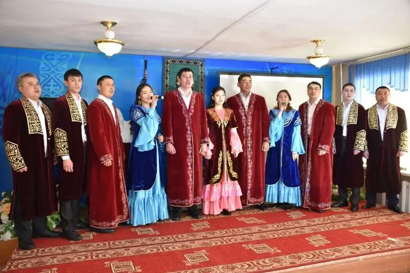 Лучших чтецов произведений Абая выбрали среди полицейских Карагандинской области