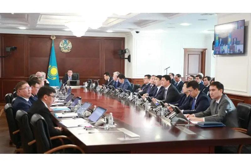 Премьер-Министр РК поручил разработать меры господдержки ВИЭ