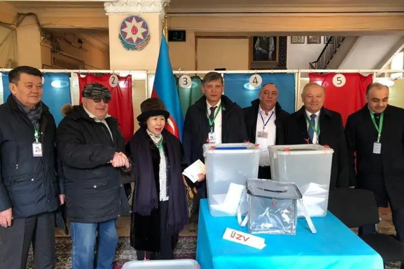 Сенаторы наблюдали за ходом парламентских выборов в Азербайджане