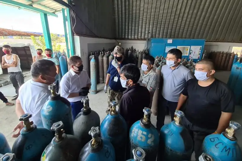 В четырех больницах Шымкента установят кислородные станции