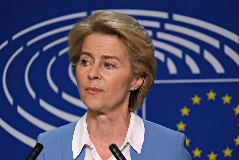 Глава Еврокомиссии даст показания в Бундестаге по делу о коррупции