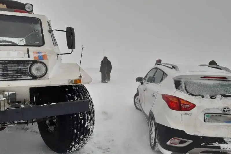 Более 300 человек спасли на дорогах Карагандинской области за сутки