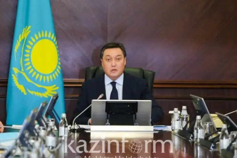 Аскар Мамин подписал постановление Правительства по реализации Указа Президента о дальнейших мерах по стабилизации экономики