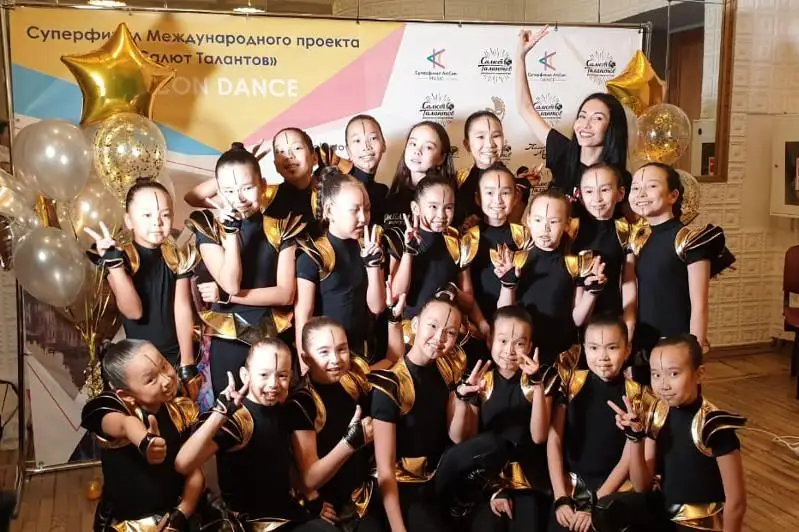 Юные танцоры из Нур-Султана выиграли конкурс в Санкт-Петербурге