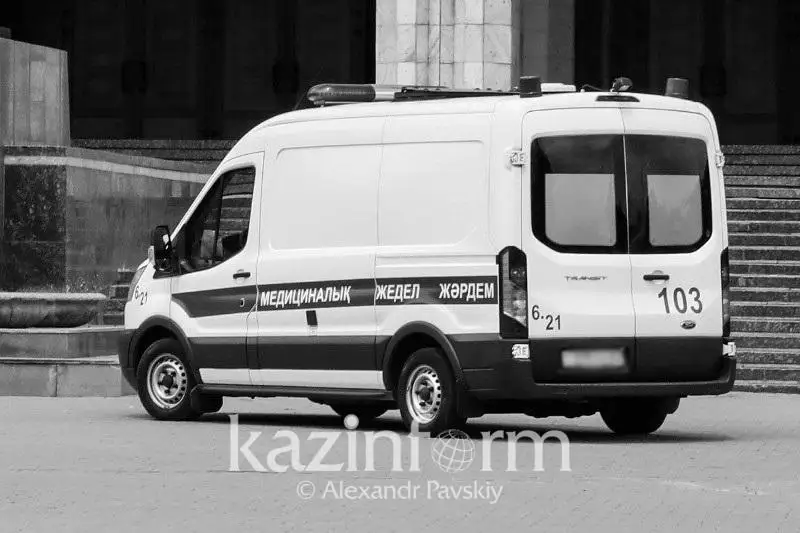 Дорожник погиб от наезда катка в Атырауской области