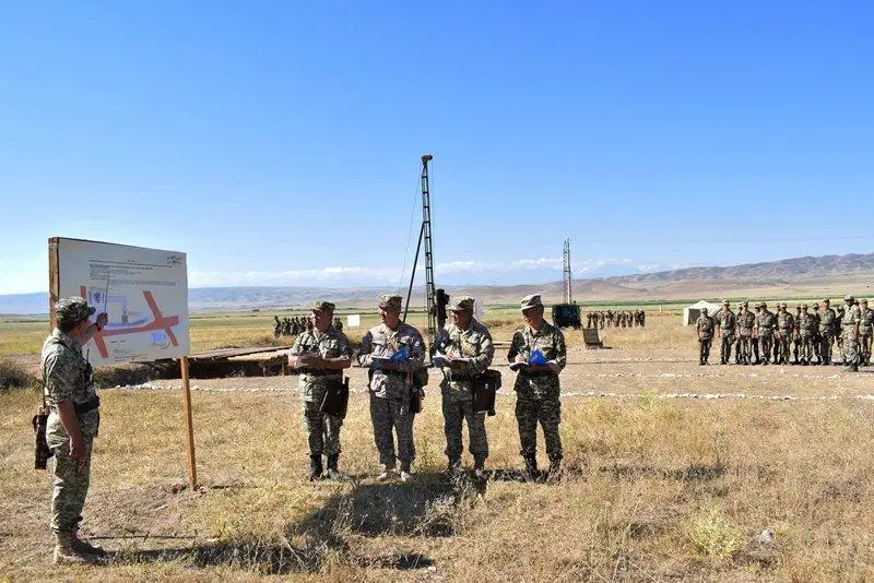 Учебные сборы со студентами выпускного курса завершились на военных кафедрах