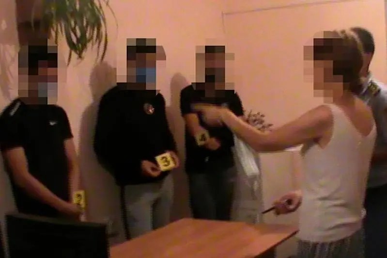 Серийного грабителя золотых цепочек в Таразе нашли по фотороботу