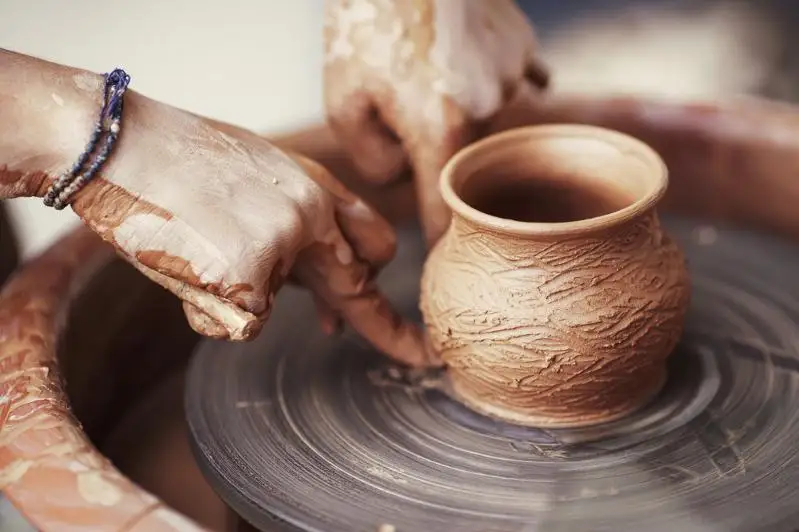 Не Боги горшки обжигают, а бывшие финансисты: история хобби, ставшего бизнес-идеей