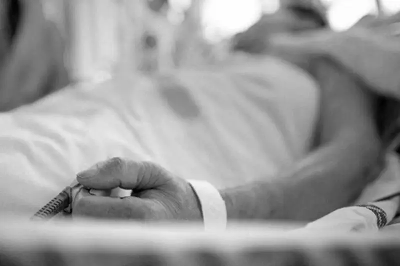 Об умершем карагандинце от коронавируса рассказали в управлении здравоохранения