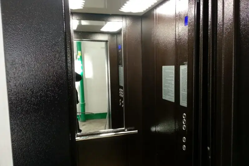 Новые лифты устанавливают в Карагандинской области