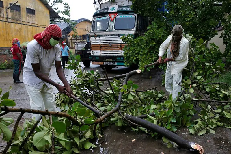 Циклон Амфан: Калькутта разрушена, 84 погибших в Индии и Бангладеш