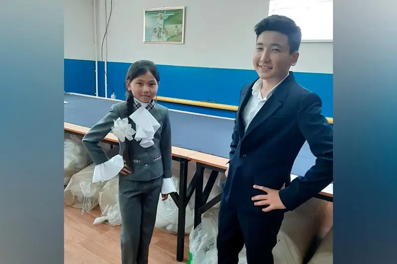 Швейная фабрика начала выпускать школьную форму в ЗКО