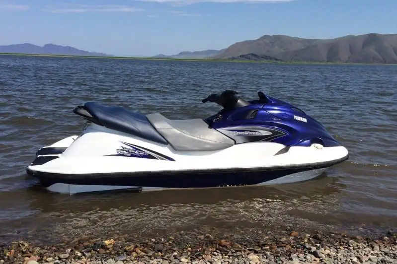 Водитель гидроцикла перевернулся на Капшагайском водохранилище и утонул