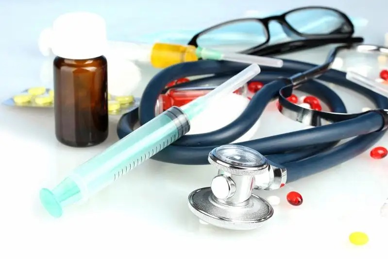 Какая работа проводится по обеспечению казахстанцев медицинскими принадлежностями в Китае