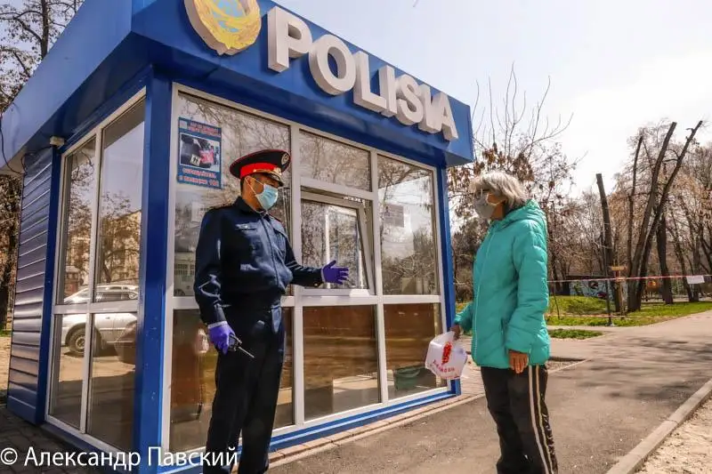 Разъясняем, убеждаем, просим: полиция призывает алматинцев соблюдать режимы ЧП и карантина