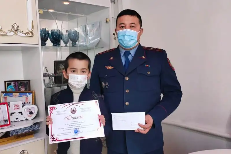 Подарки на дом доставили победителям конкурса, организованного акмолинской полицией