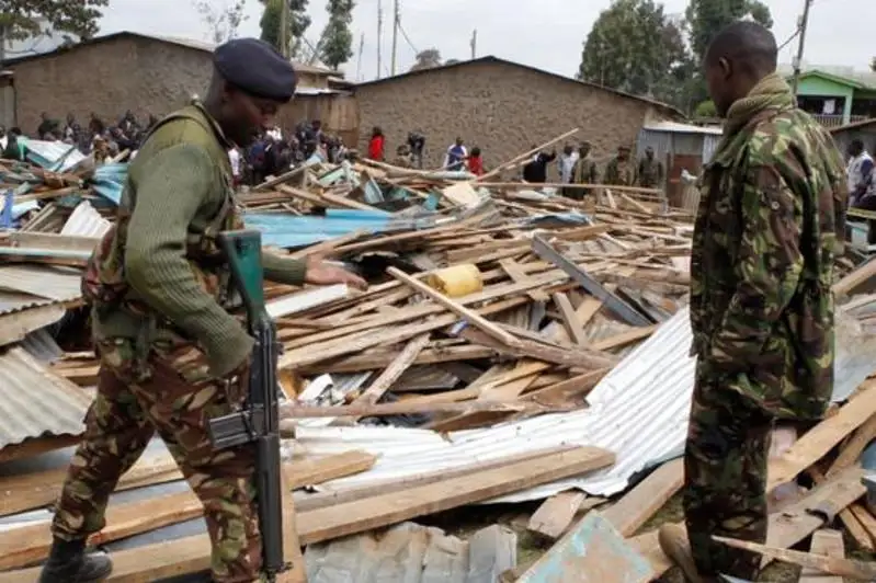 7 учеников погибли, десятки госпитализированы в результате обрушения школы в Кении