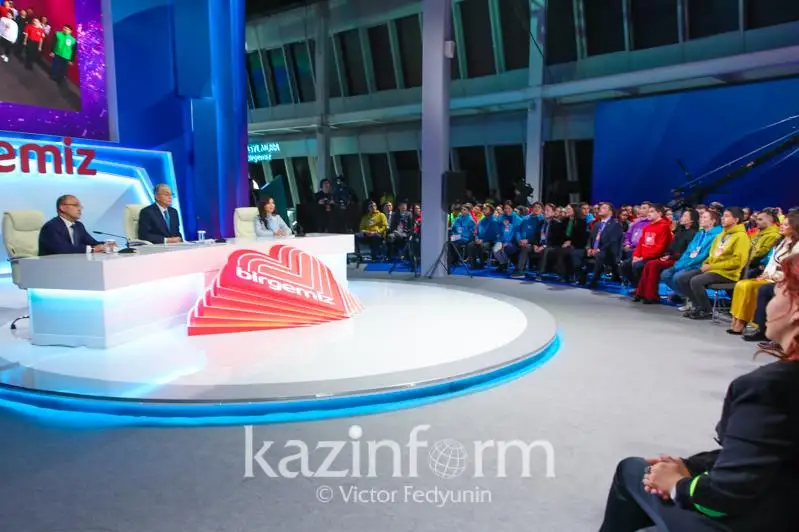 В стране уже действует более 200 волонтерских организаций - Президент РК