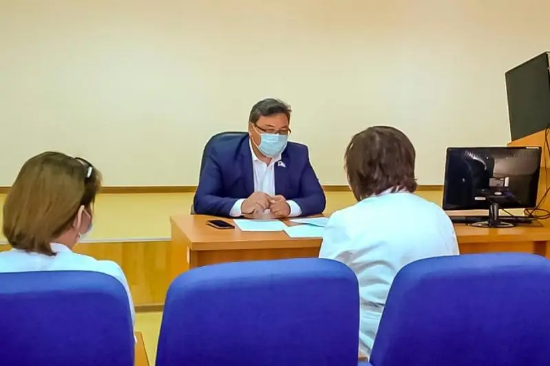 Жалобы на врачей и медсестер рассмотрели общественные деятели