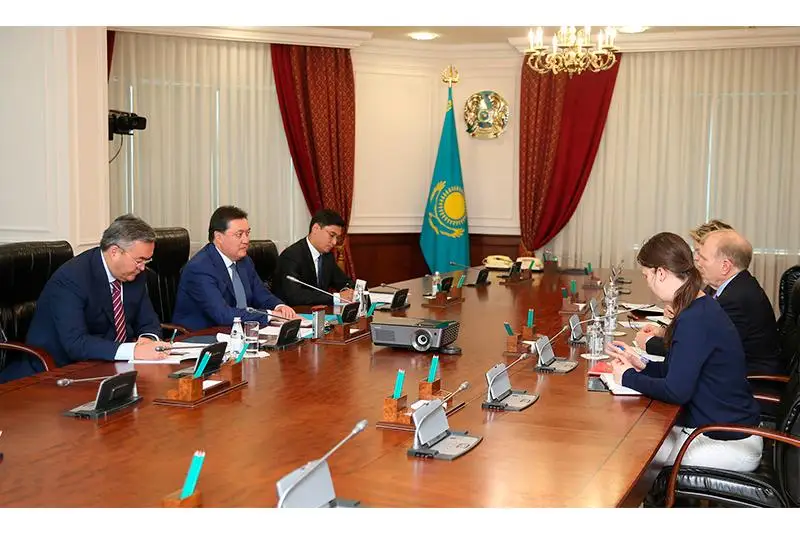Премьер-Министр встретился с послом США в Казахстане