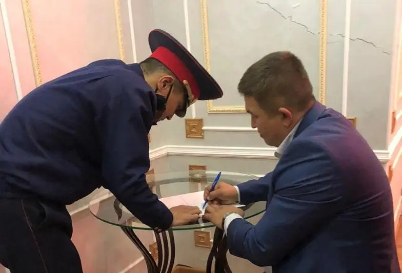 Десятки нарушений карантинного режима выявили мобильные группы в Атырау