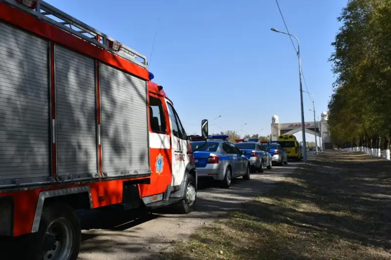В Жамбылской области борются с привычкой водителей не уступать дорогу пожарным машинам
