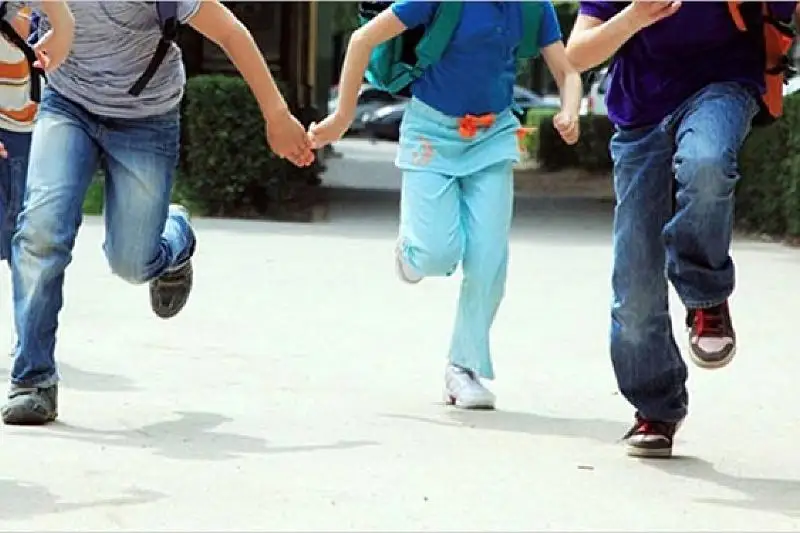 Из центра адаптации несовершеннолетних в поселке Новая-Бухтарма сбежали трое воспитанников