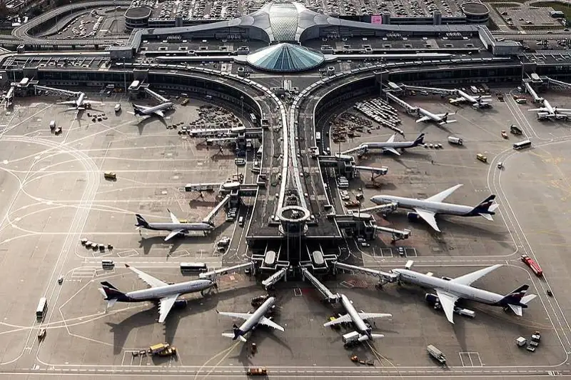 Россия прекратит авиасообщение с другими странами