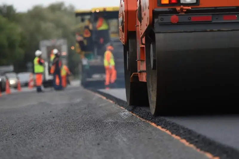 Нарушения в строительстве дорог выявлены на 2,5 млрд тенге с начала года