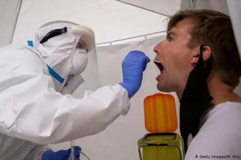 В Германии - снова более 2 тысяч случаев коронавируса за сутки