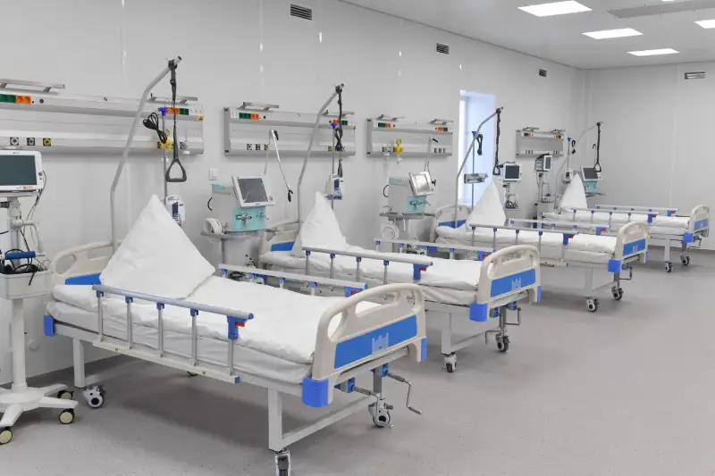 Инфекционный госпиталь на 300 мест построен за два месяца в Алматы