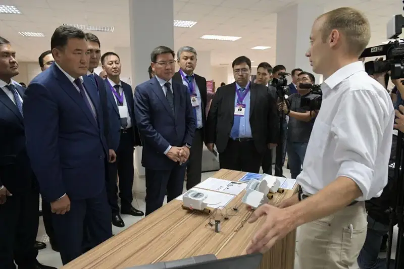 Аскар Жумагалиев ознакомился с ходом цифровизации в Павлодарской области