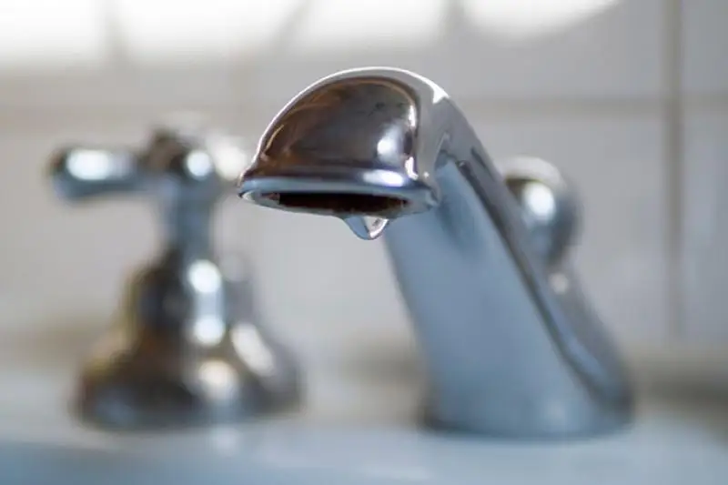 Ряд зданий в центре Алматы останутся без холодной воды