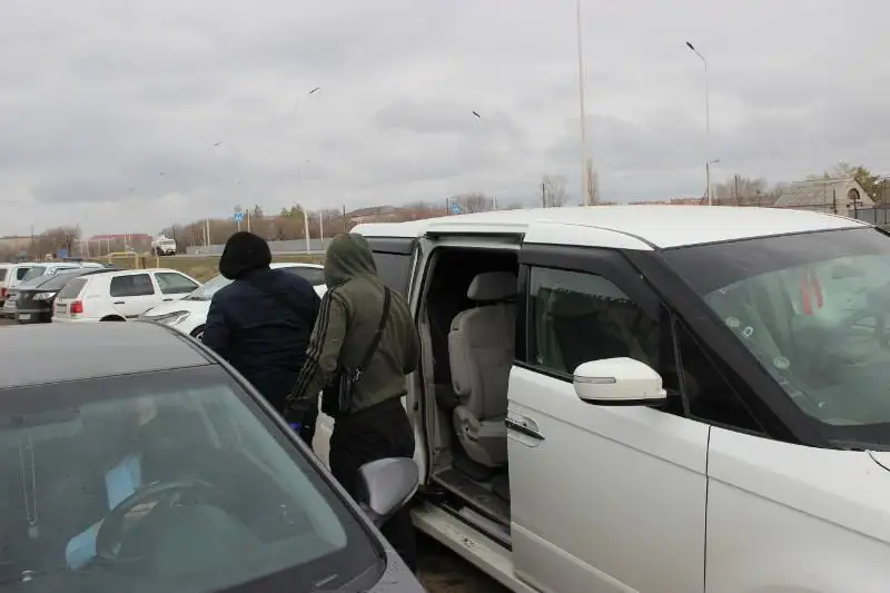 Из Актобе в Уральск пытался провезти пассажиров незаконный  перевозчик