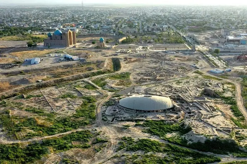 Орнаменты «заговорили»: на городище Культобе реставрируют старинную керамику